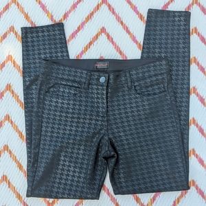 Houndstooth Pattern Pants 9